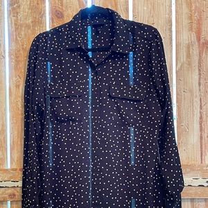 Dotted button up